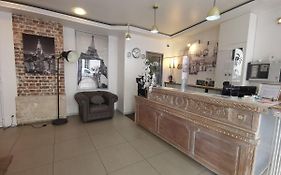 Hotel Le Saint-Hubert - Gare De Lyon Bastille